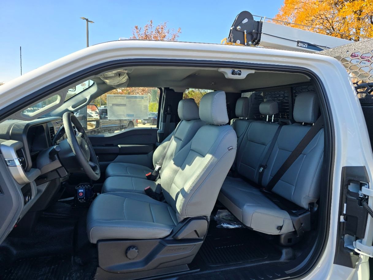 New 2026 Ford F550 4x4 Supercab Super Duty image 15