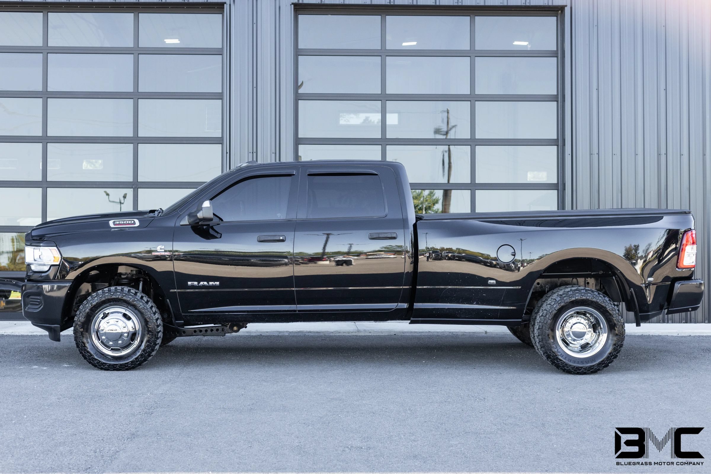 Used 2019 RAM 3500 Tradesman AWD/4WD image 4