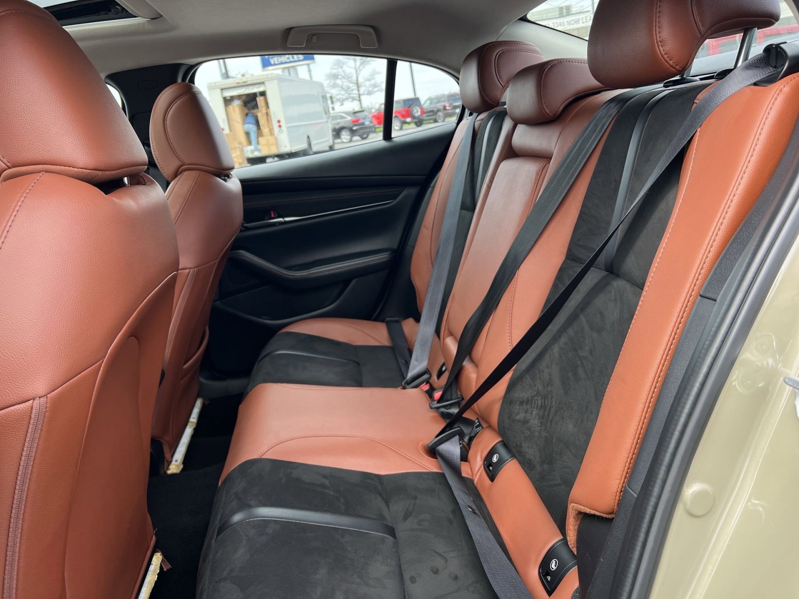 Used 2024 MAZDA MAZDA3 s image 24