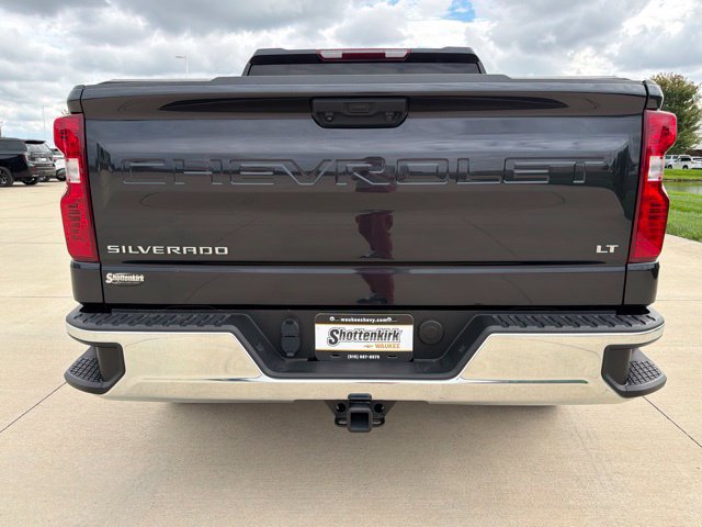 Used 2024 Chevrolet Silverado 1500 LT AWD/4WD image 7