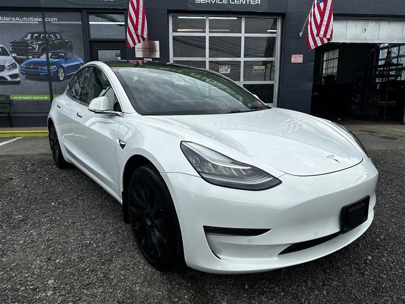 Used 2018 Tesla Model 3 Long Range RWD image 4
