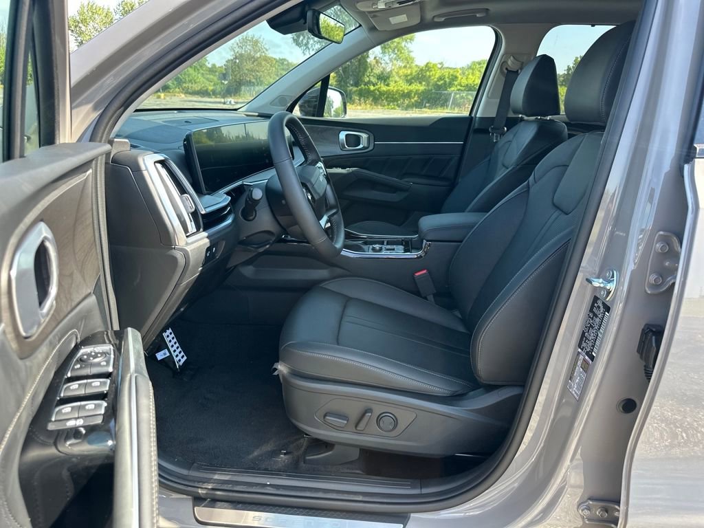 New 2026 Kia Sorento SX image 9