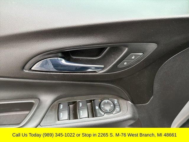 Used 2021 Chevrolet Equinox LT FWD image 29