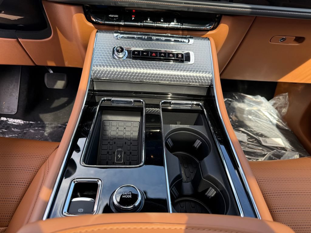 New 2026 Lincoln Aviator Black Label w/ Dynamic Handling Package AWD/4WD image 12