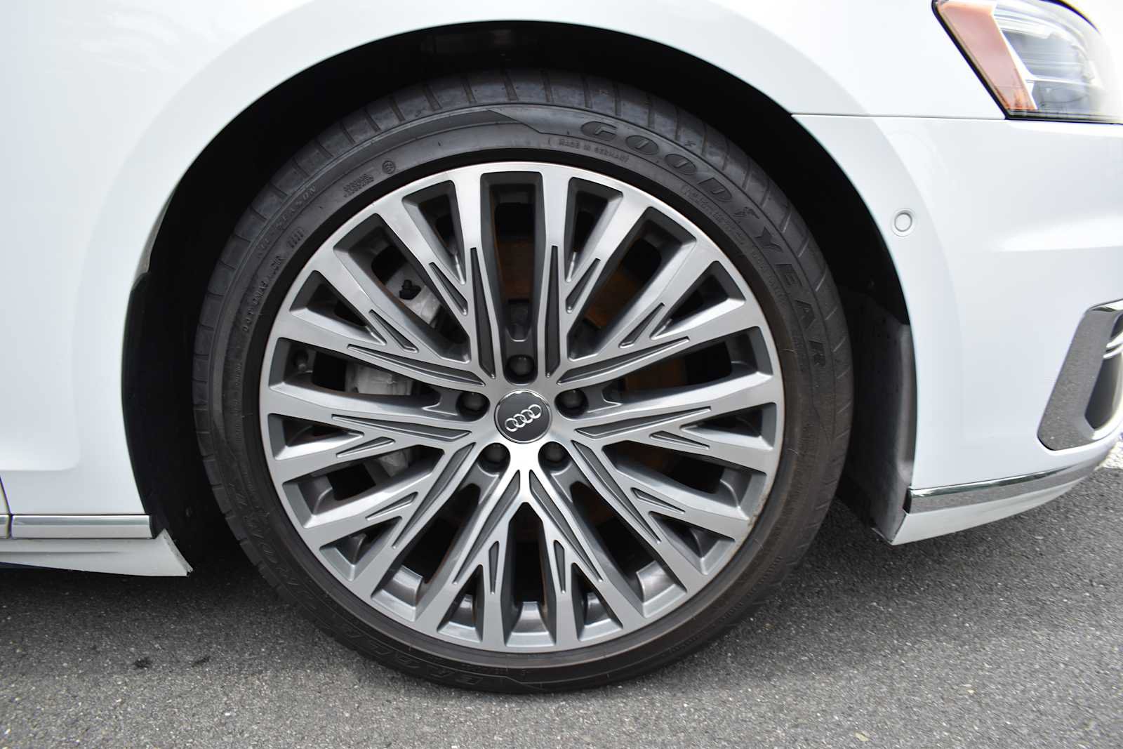 Used 2019 Audi A8 L 3.0T w/ Executive Package AWD/4WD image 11
