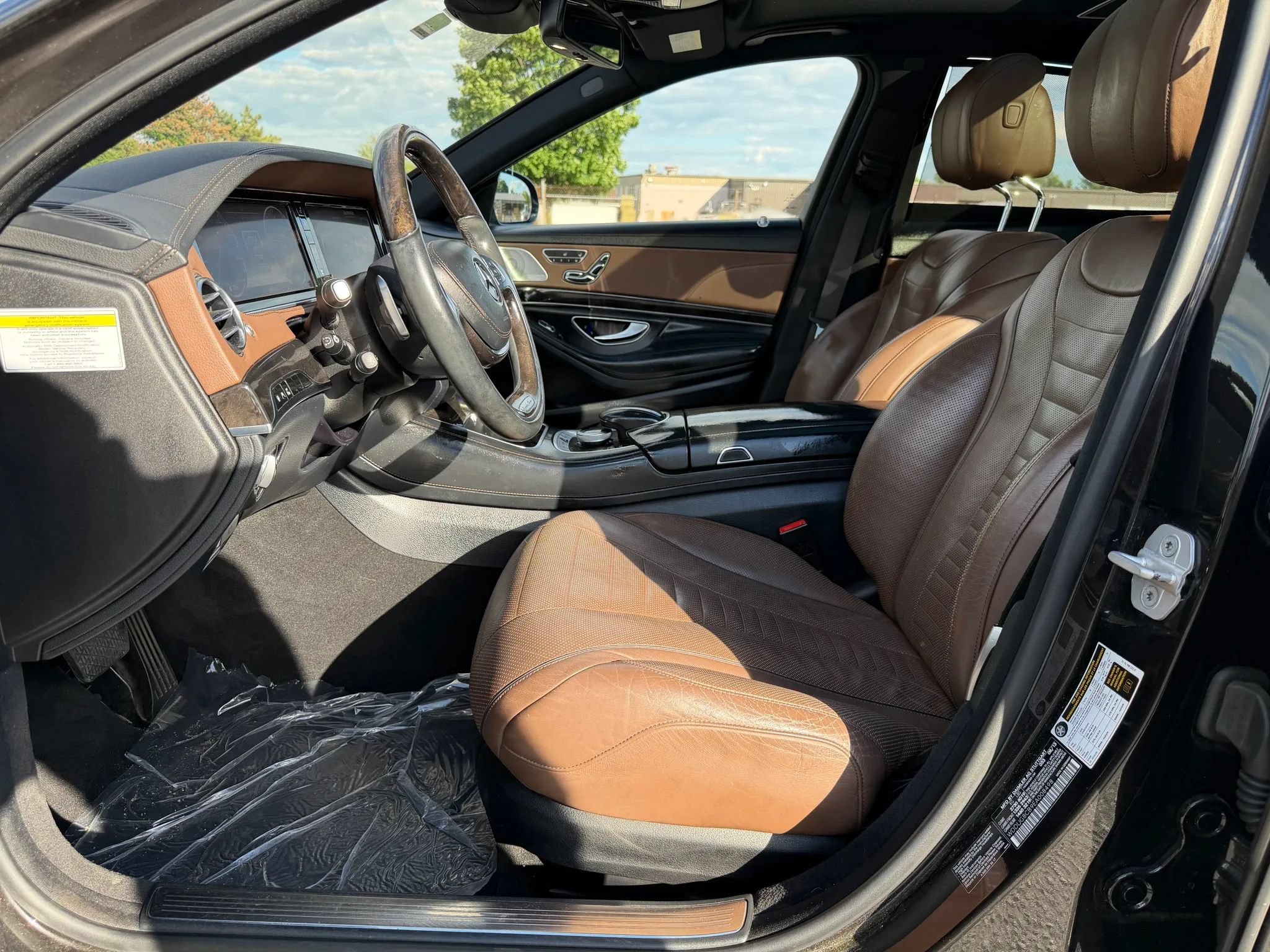 Used 2014 Mercedes-Benz S 550 Sedan w/ Edition 1 Package image 11