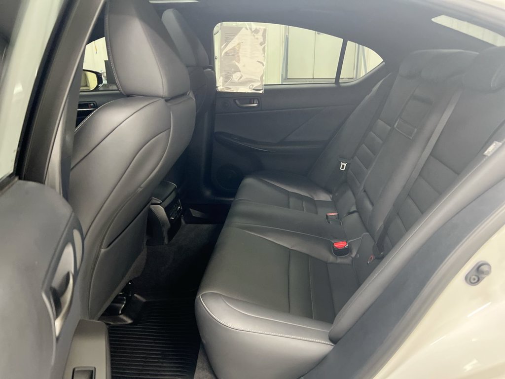 Used 2024 Lexus IS 350 F Sport RWD image 24