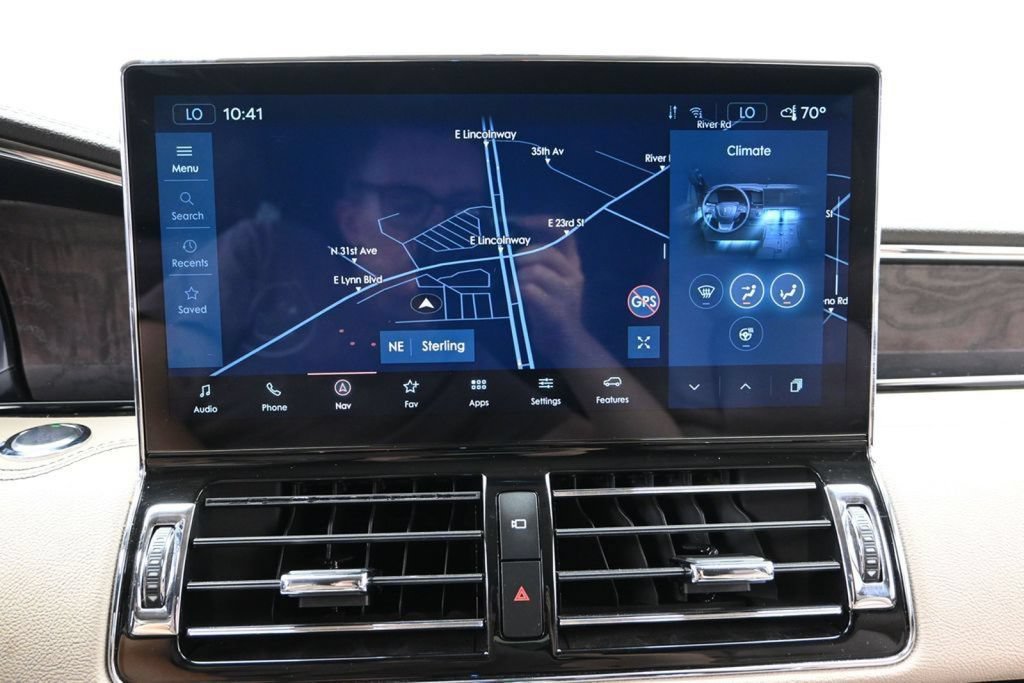Used 2024 Lincoln Navigator Premiere AWD/4WD image 37