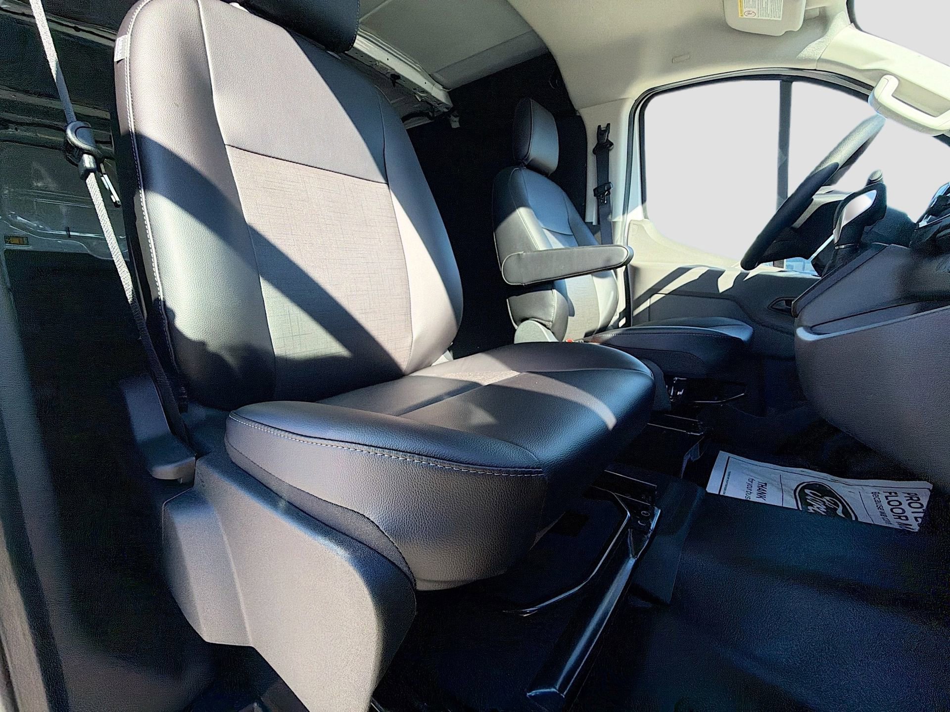 New 2026 Ford Transit 150 Low Roof w/ Load Area Protection Package image 32