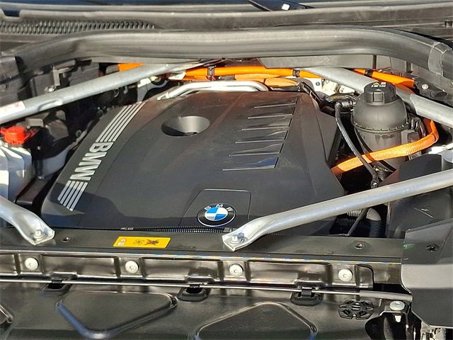 Used 2025 BMW X5 xDrive50e image 33