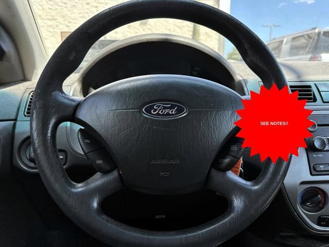 Used 2006 Ford Focus ZX3 Hatchback FWD image 12