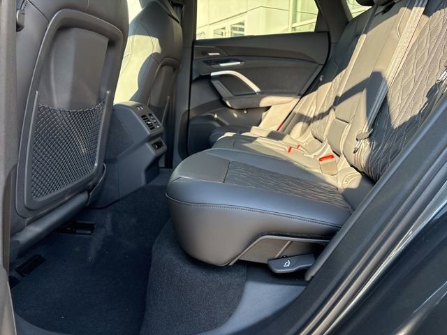 New 2026 Audi SQ5 Premium Plus image 29