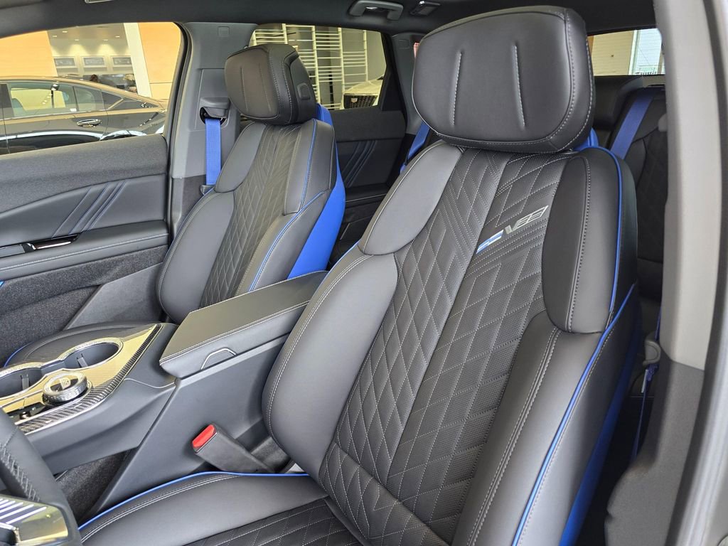 New 2026 Cadillac Optiq V w/ Magnus Launch Edition AWD/4WD image 21