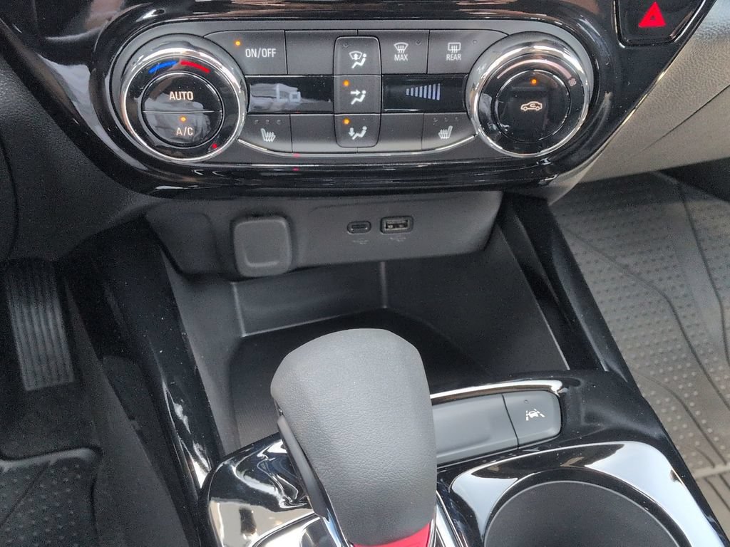 New 2026 Chevrolet Trax RS w/ Driver Confidence Package FWD image 31