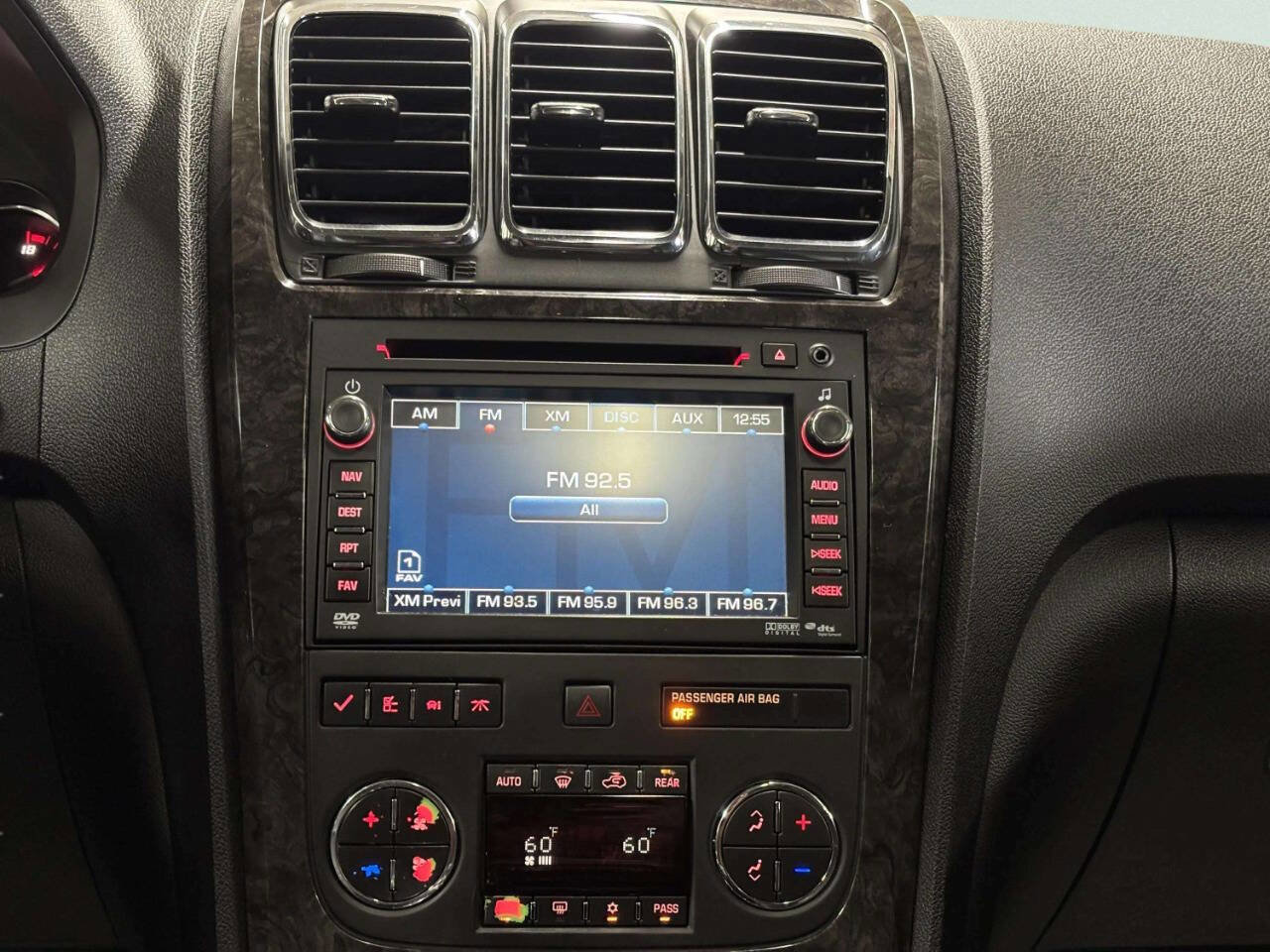 Used 2012 GMC Acadia Denali image 27