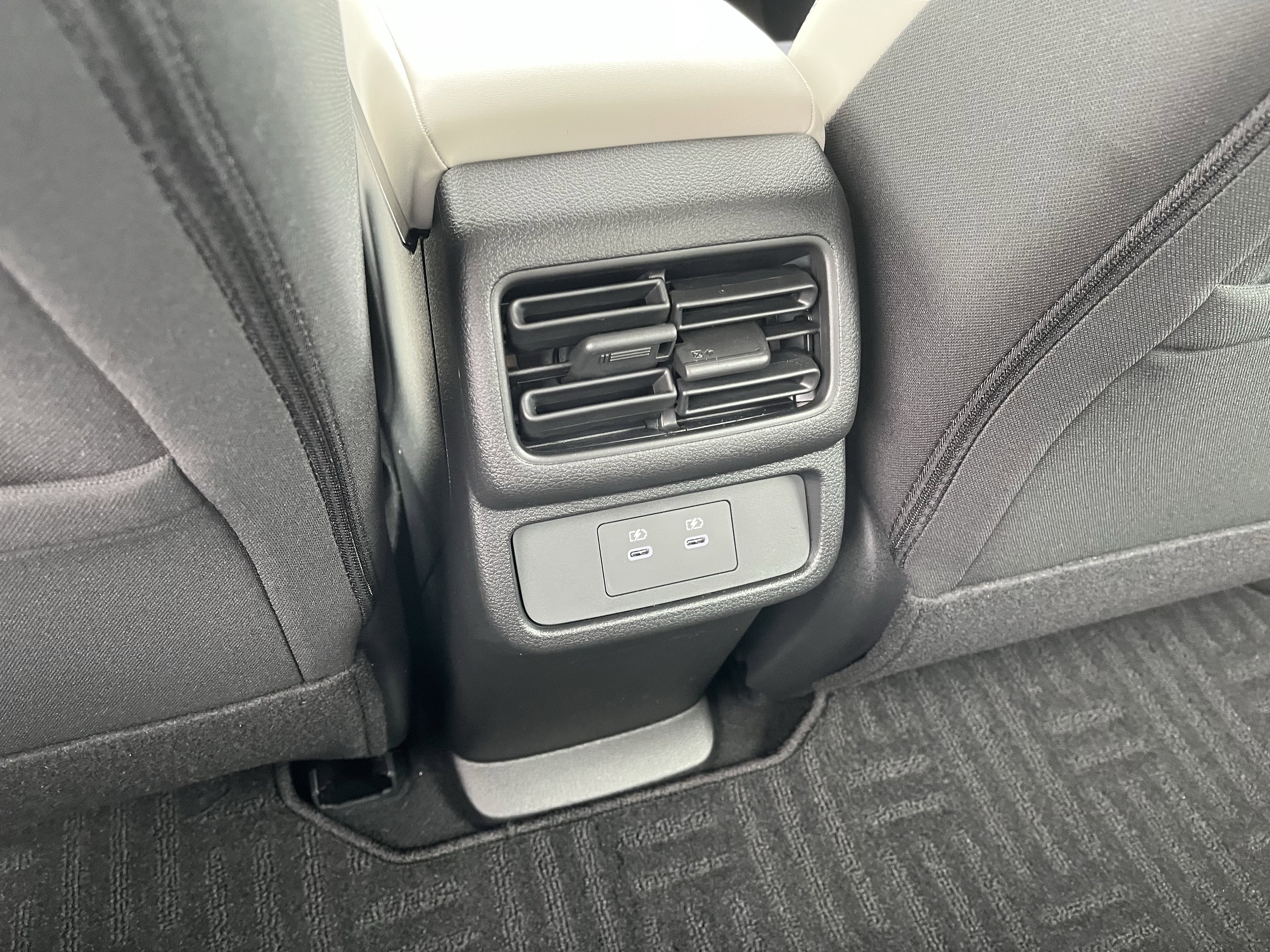 New 2026 Nissan Leaf SV+ w/ Floor Mat Package (SV+) image 26