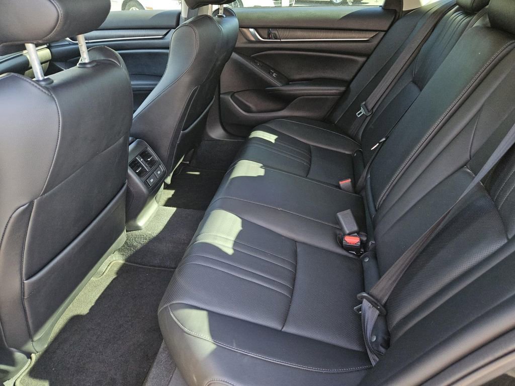 Used 2022 Honda Accord Touring image 31