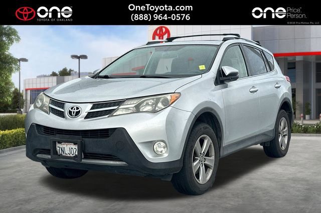 Used 2015 Toyota RAV4 XLE FWD image 1