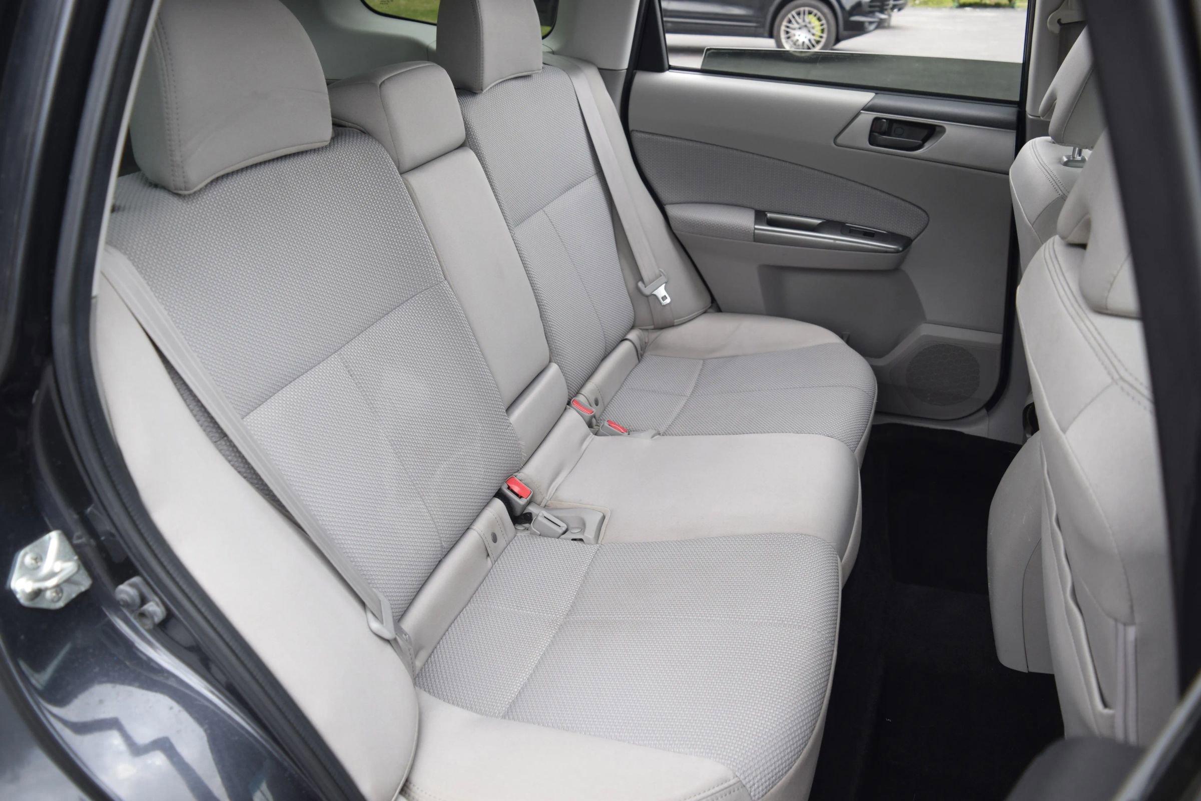 Used 2012 Subaru Forester 2.5X image 8