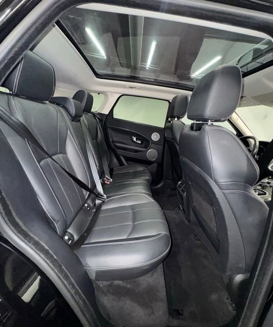 Used 2018 Land Rover Range Rover Evoque HSE image 13