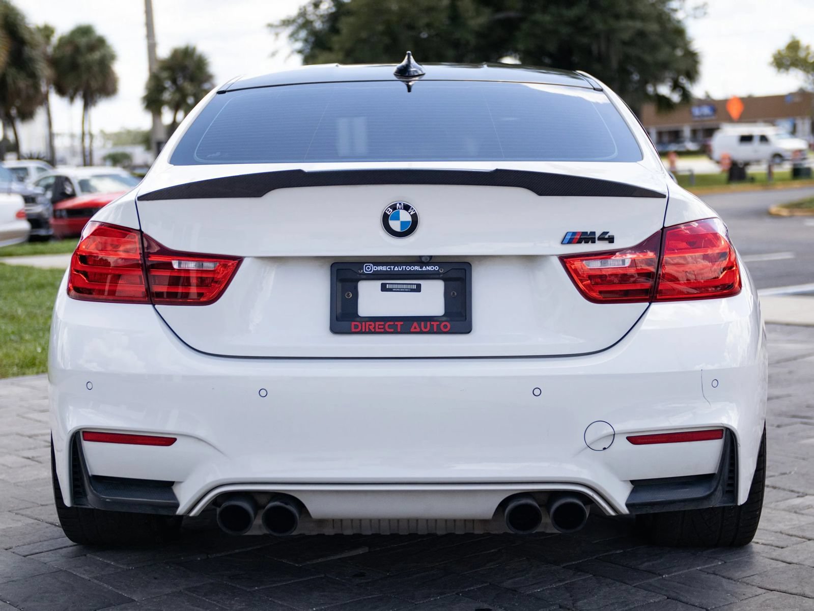Used 2017 BMW M4 Coupe RWD image 11