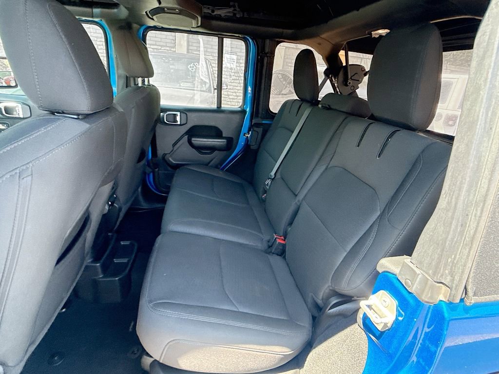 Used 2023 Jeep Wrangler Unlimited w/ Cold Weather Group image 27