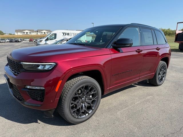 New 2025 Jeep Grand Cherokee Summit image 1