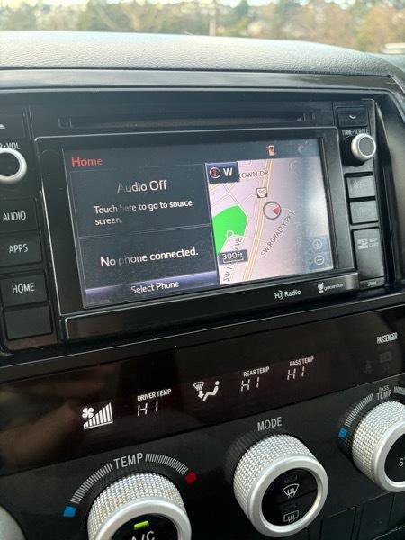 Used 2014 Toyota Sequoia SR5 AWD/4WD image 15