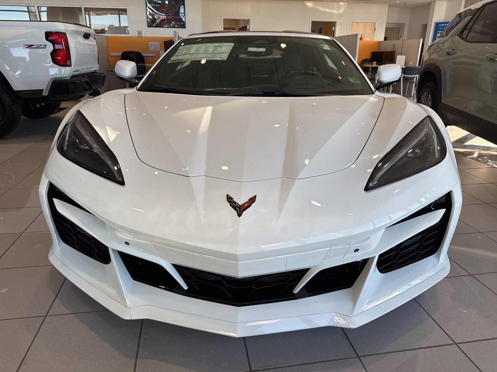 New 2025 Chevrolet Corvette E-Ray image 3