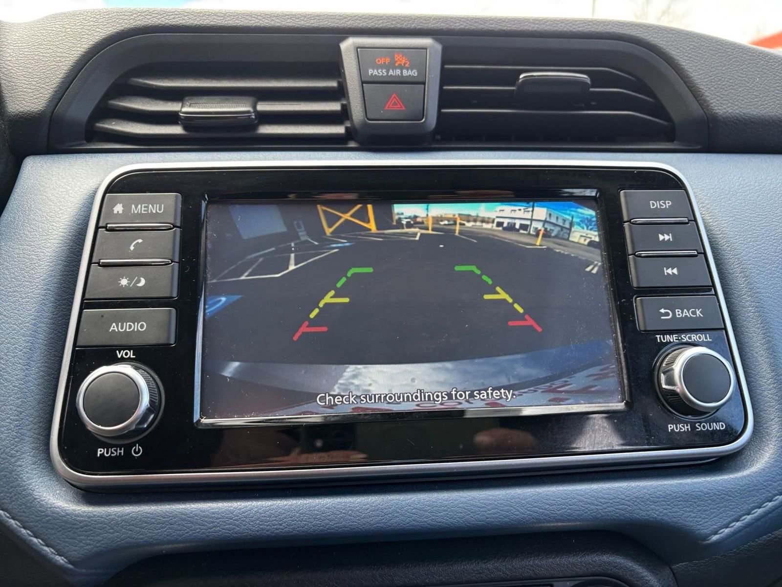 Used 2025 Nissan Versa SV FWD image 22