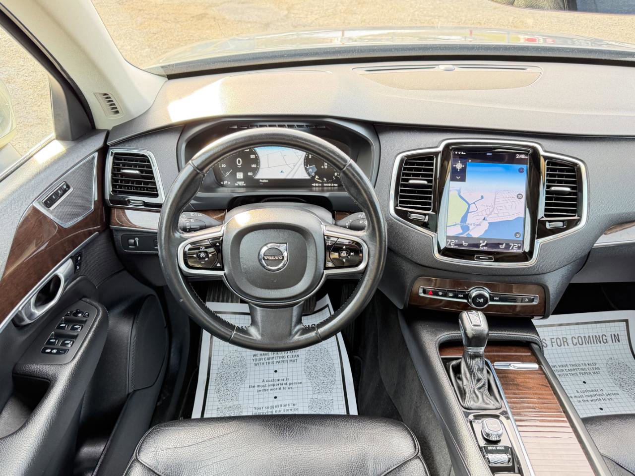 Used 2016 Volvo XC90 T6 Momentum w/ Momentum Plus Package AWD/4WD image 27