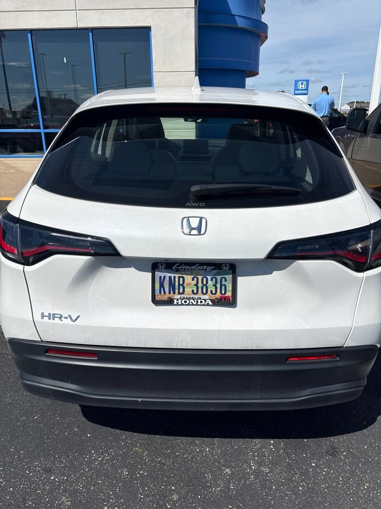 Used 2025 Honda HR-V LX image 7