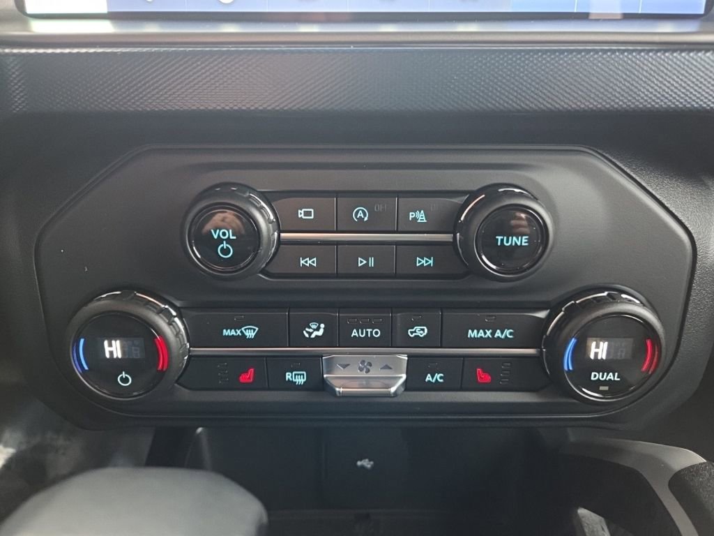 Used 2021 Ford Bronco Outer Banks image 16