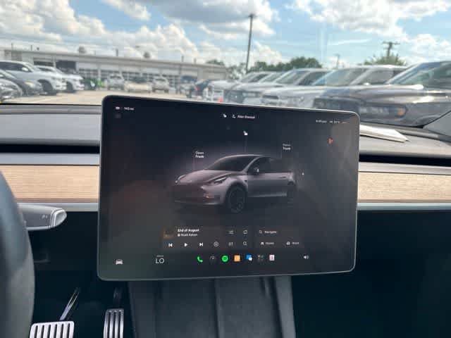 Used 2024 Tesla Model Y Performance AWD/4WD image 10