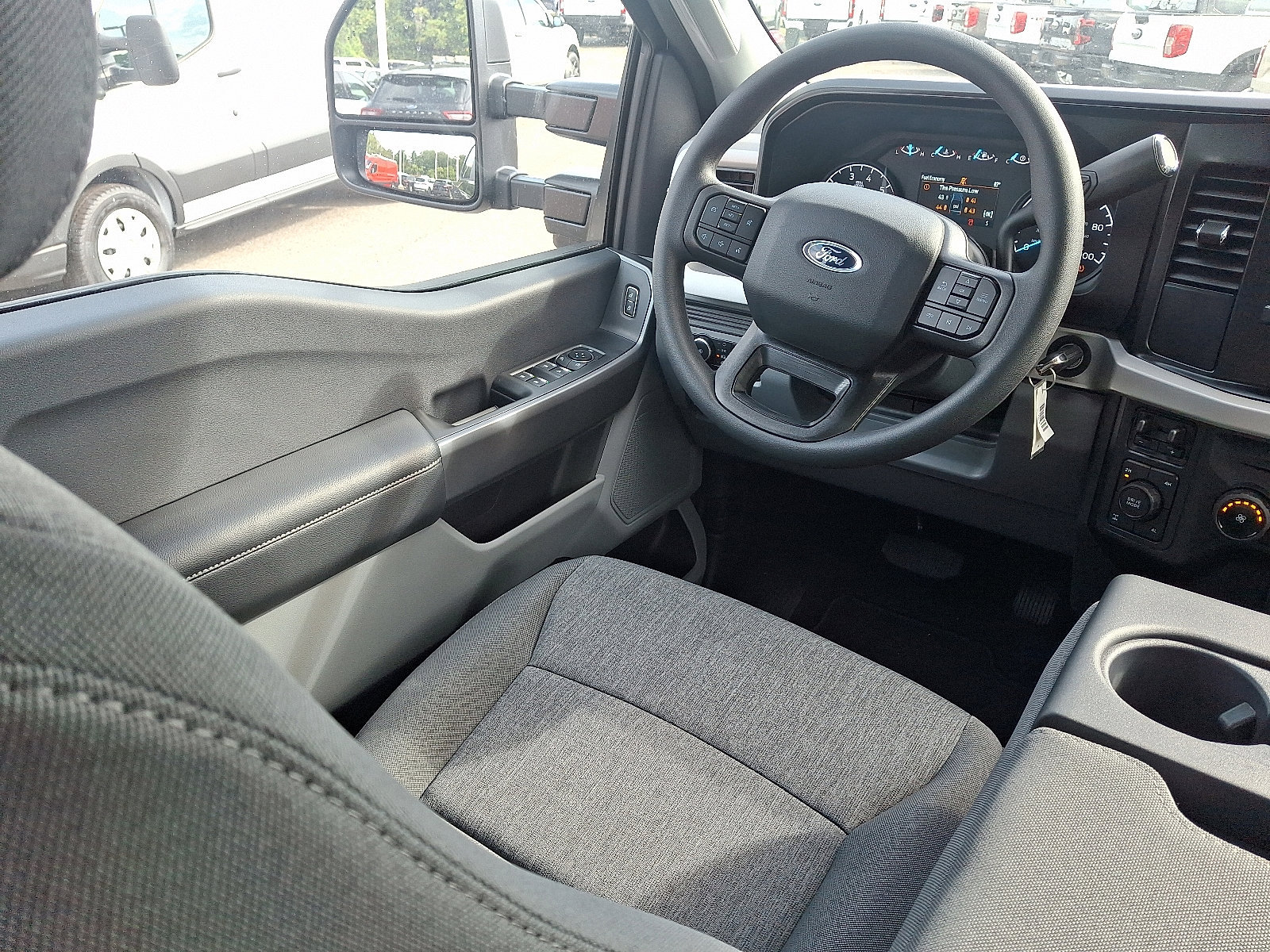 New 2026 Ford F350 XL w/ STX Appearance Package AWD/4WD image 9