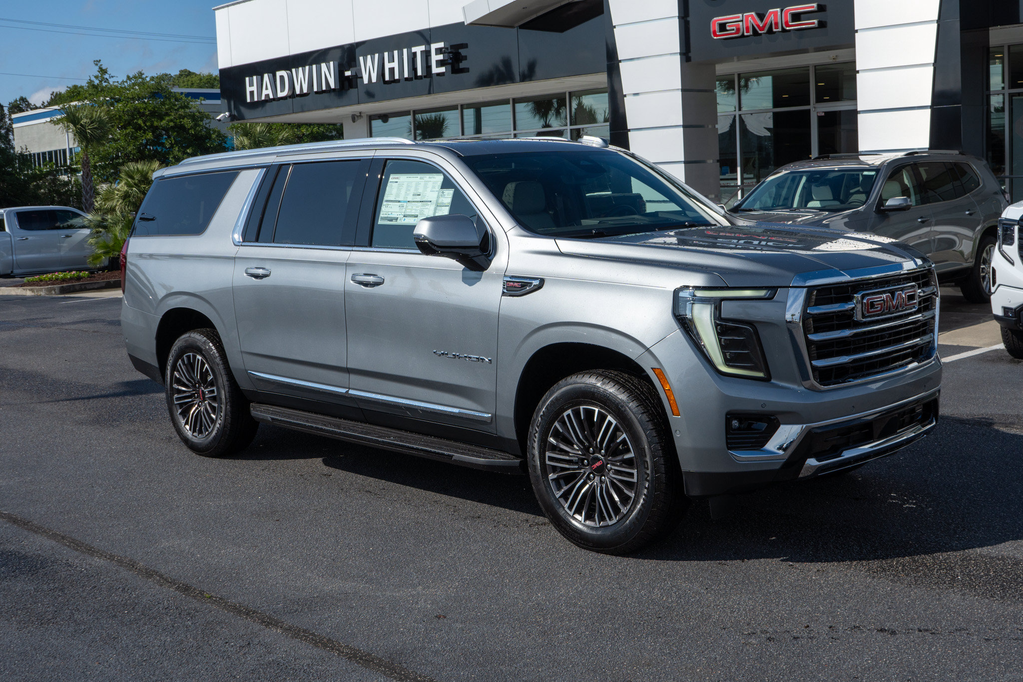 New 2026 GMC Yukon XL Elevation w/ Elevation Premium Package