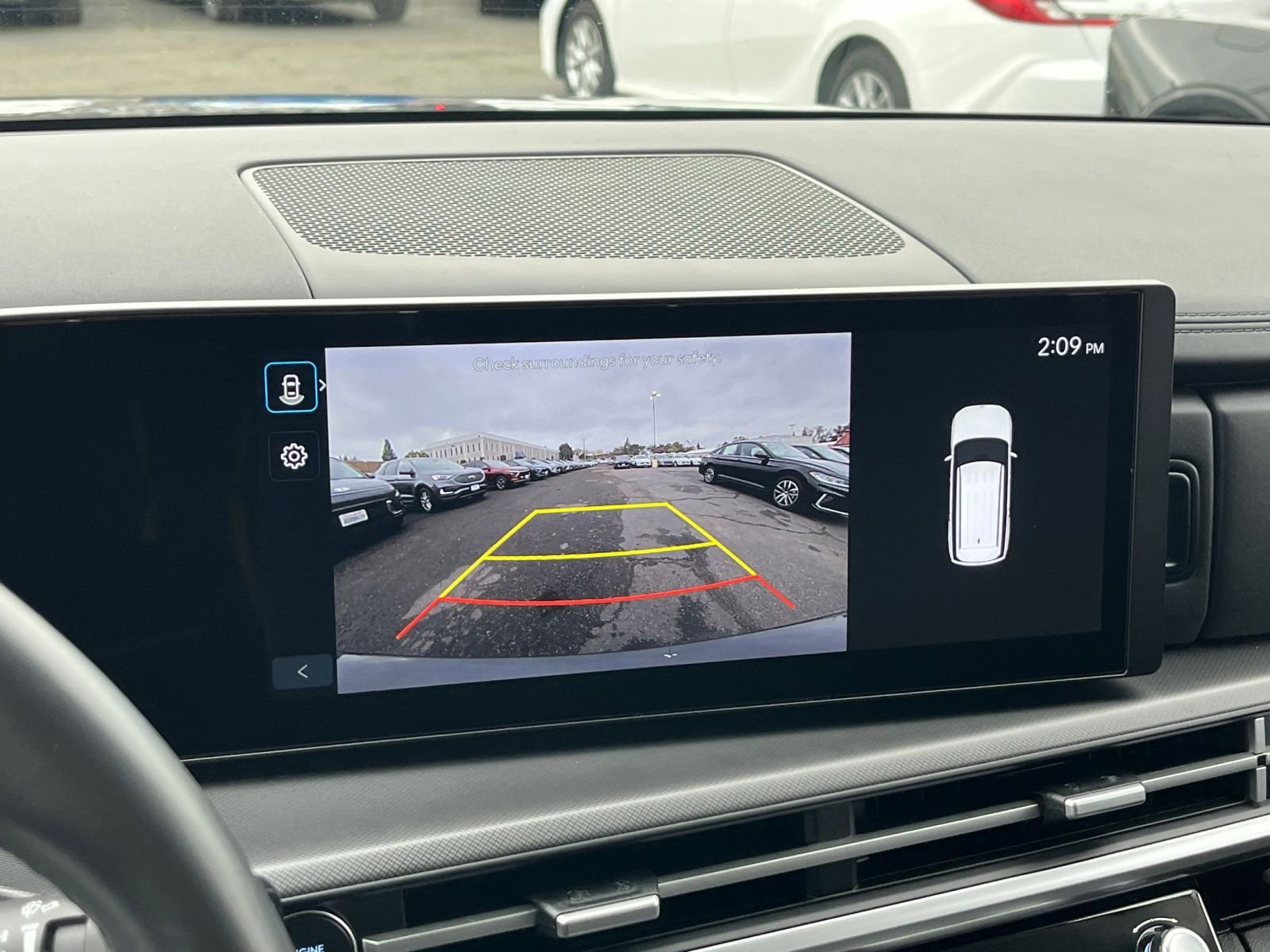 Used 2025 Hyundai Santa Fe SEL image 17