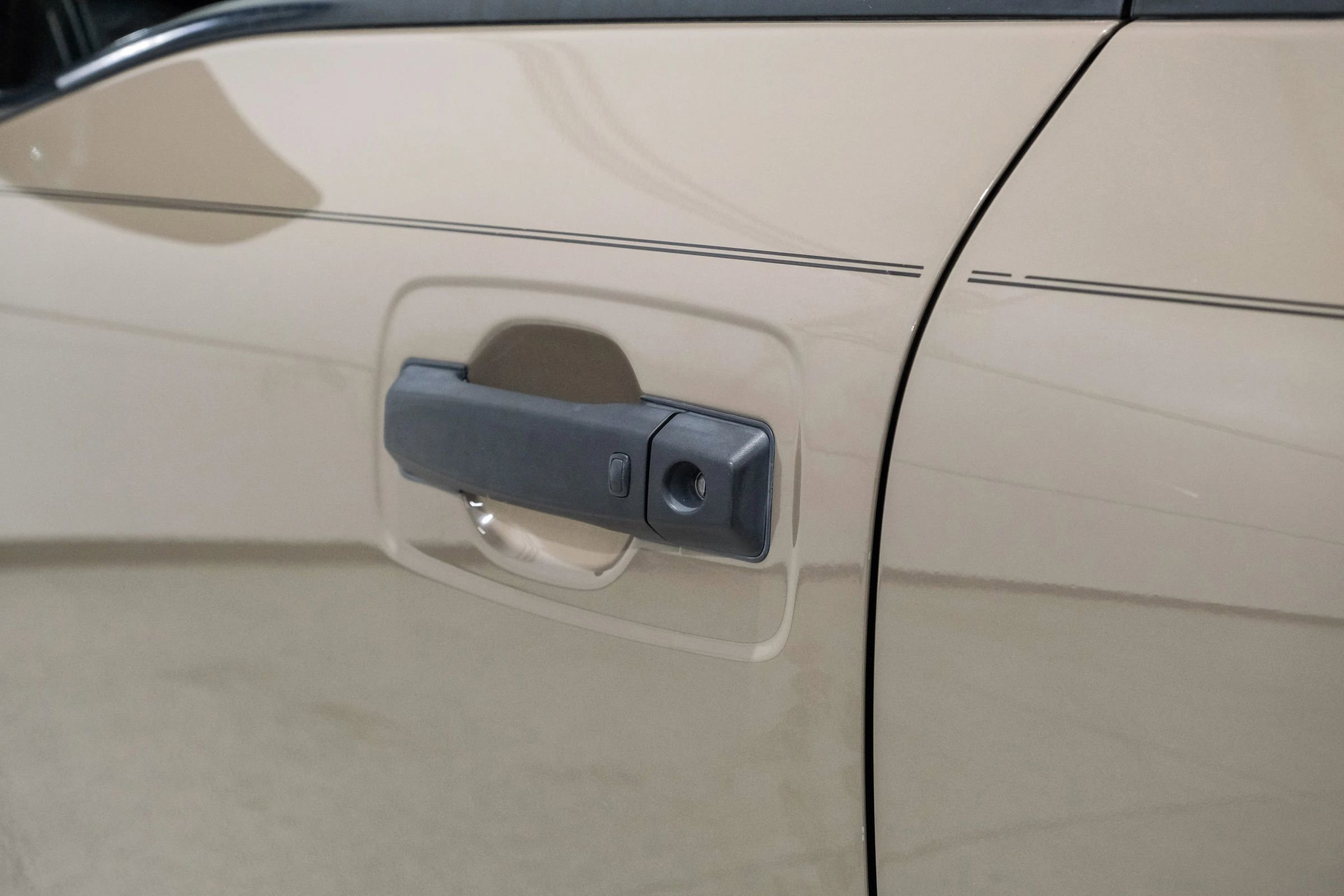 Used 2021 Nissan Titan PRO-4X w/ Off Road Protection Package image 39