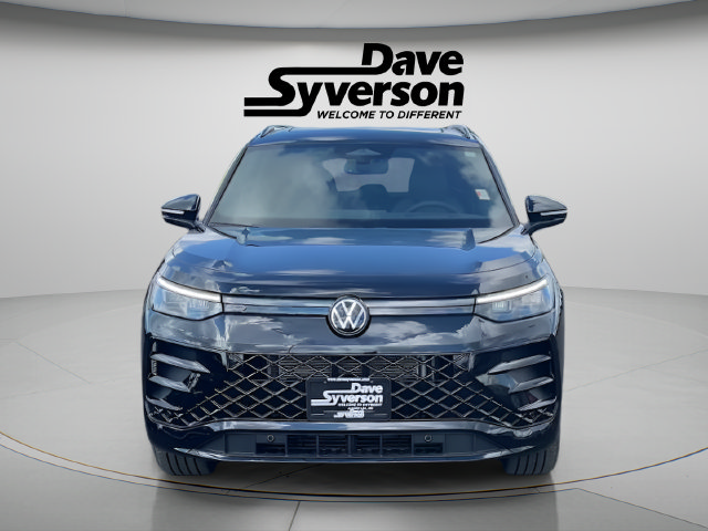 New 2026 Volkswagen Tiguan SE R-Line AWD/4WD image 8