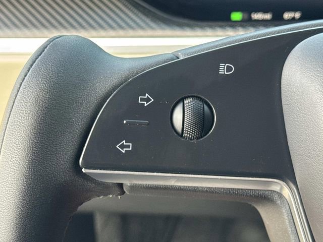 Used 2022 Tesla Model X Plaid image 8