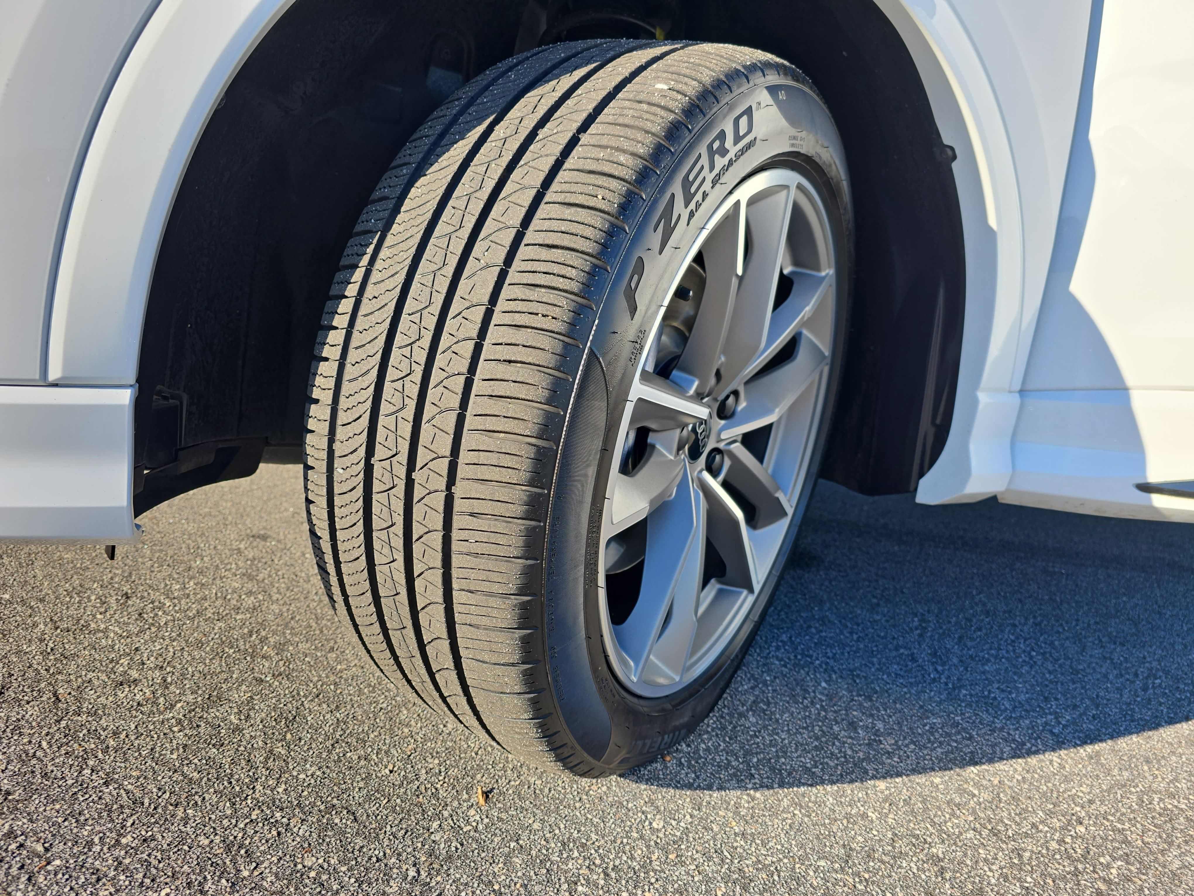 Certified 2023 Audi Q3 2.0T Premium w/ Black Optic Sport Package image 30