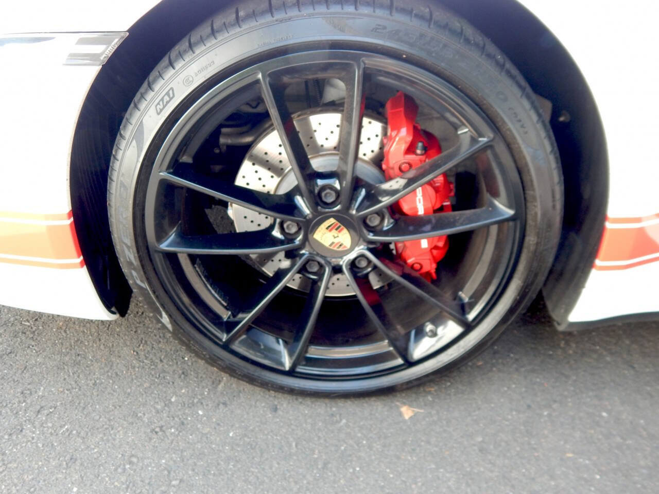 Used 2020 Porsche 911 Carrera image 18