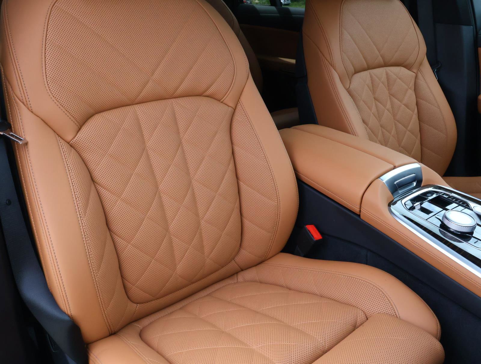 Used 2026 BMW X7 xDrive40i w/ Executive Package AWD/4WD image 19