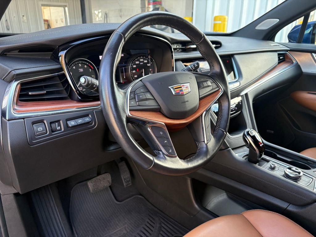 Certified 2024 Cadillac XT5 Premium Luxury w/ Technology Package image 15