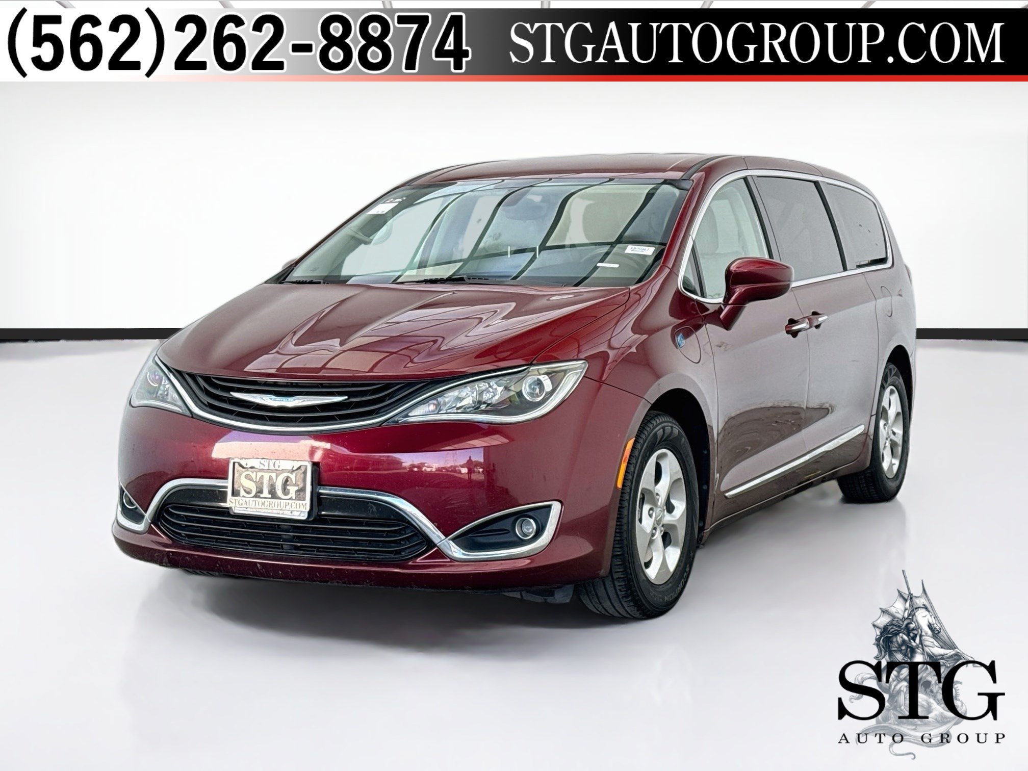 Used 2018 Chrysler Pacifica Touring-L FWD image 1