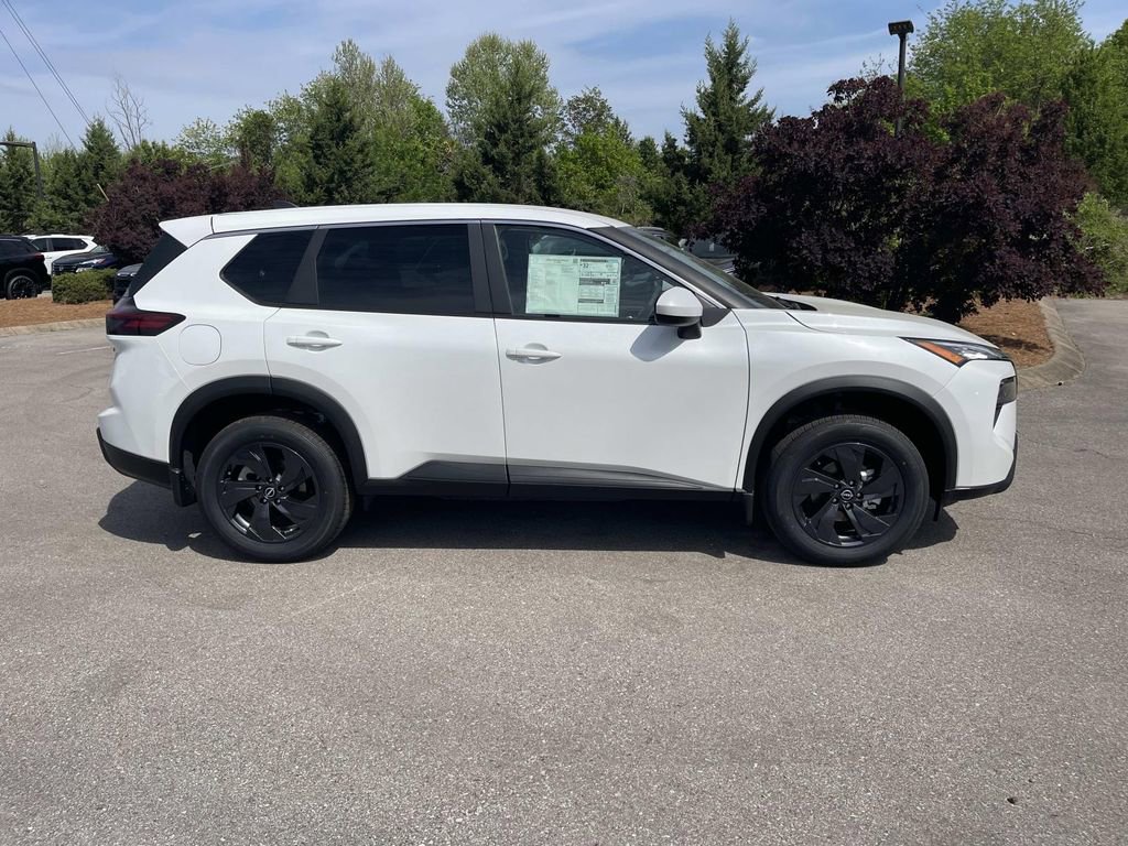 New 2026 Nissan Rogue SV FWD image 2