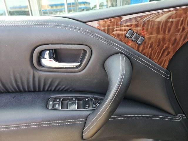 Used 2018 Nissan Armada SL w/ Moonroof Package image 18