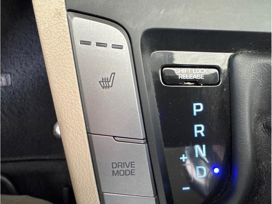 Used 2018 Hyundai Elantra Value Edition image 23