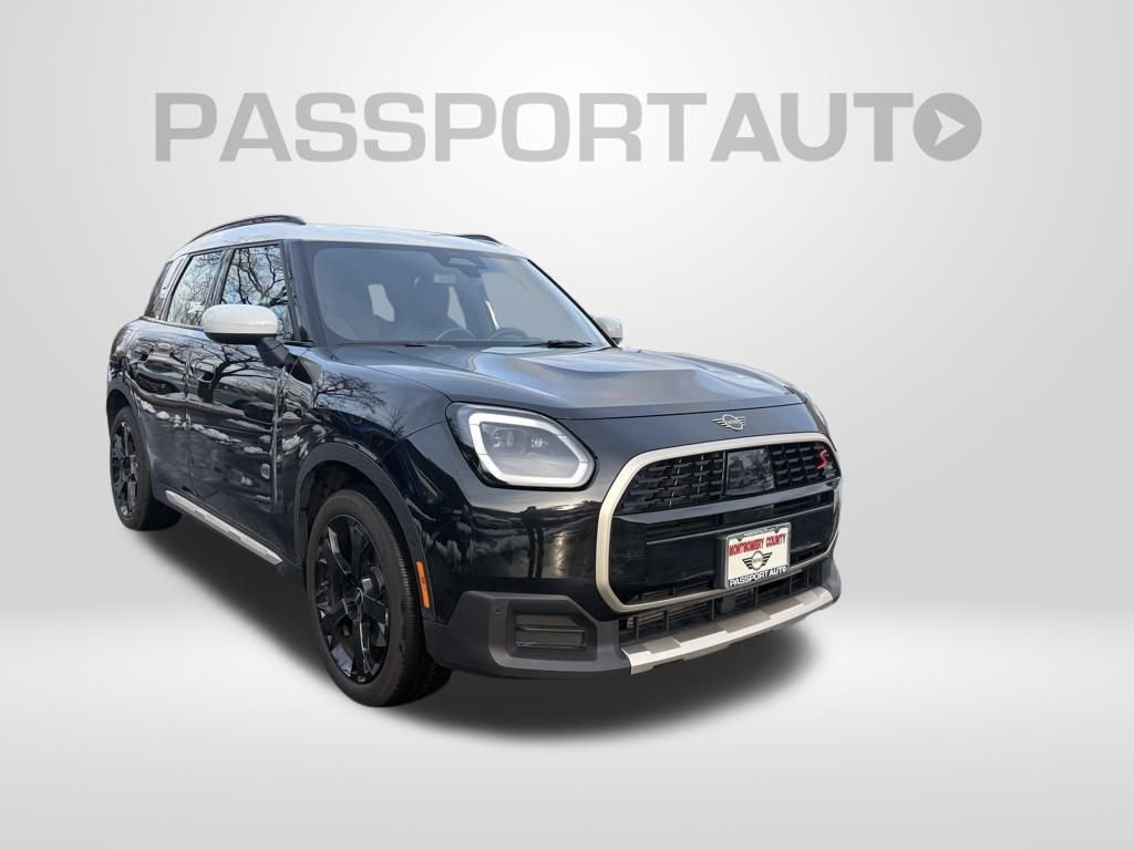 Used 2025 MINI Cooper Countryman S image 3