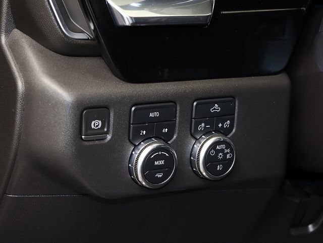 Used 2024 GMC Sierra 1500 Elevation image 27